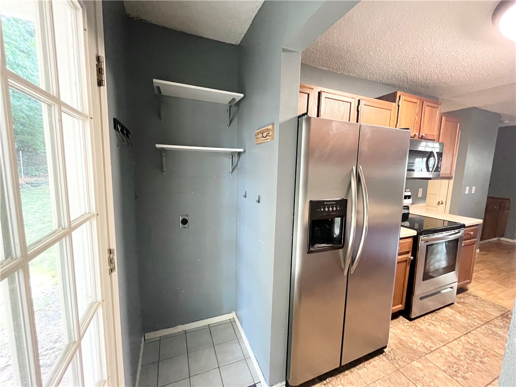 571 E Evergreen Lane