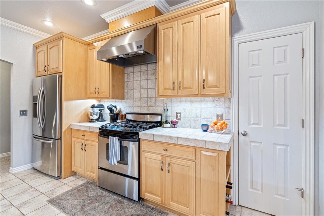 1853 N Hartford Drive