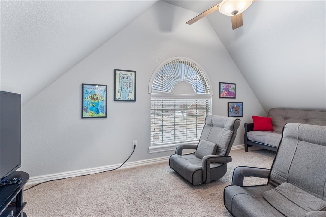 1853 N Hartford Drive