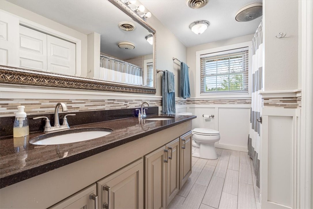 804 E Windy Hill Street