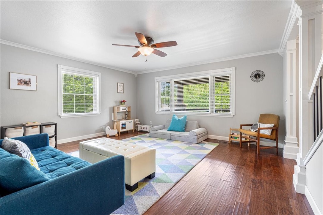 804 E Windy Hill Street