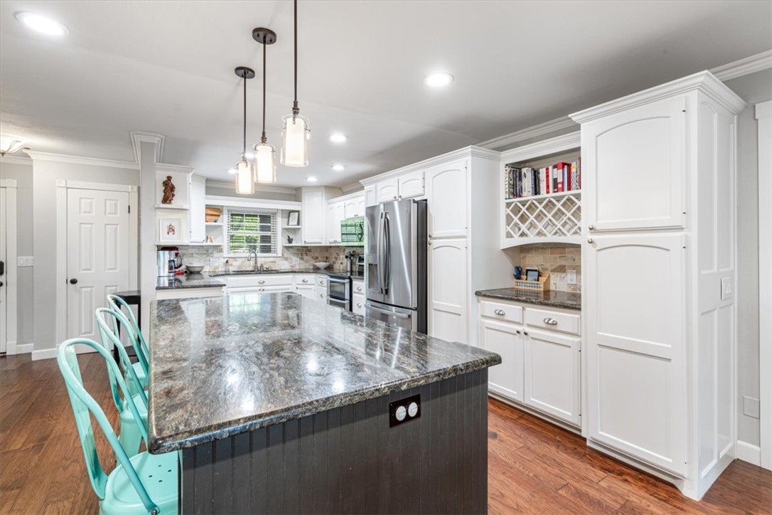 804 E Windy Hill Street