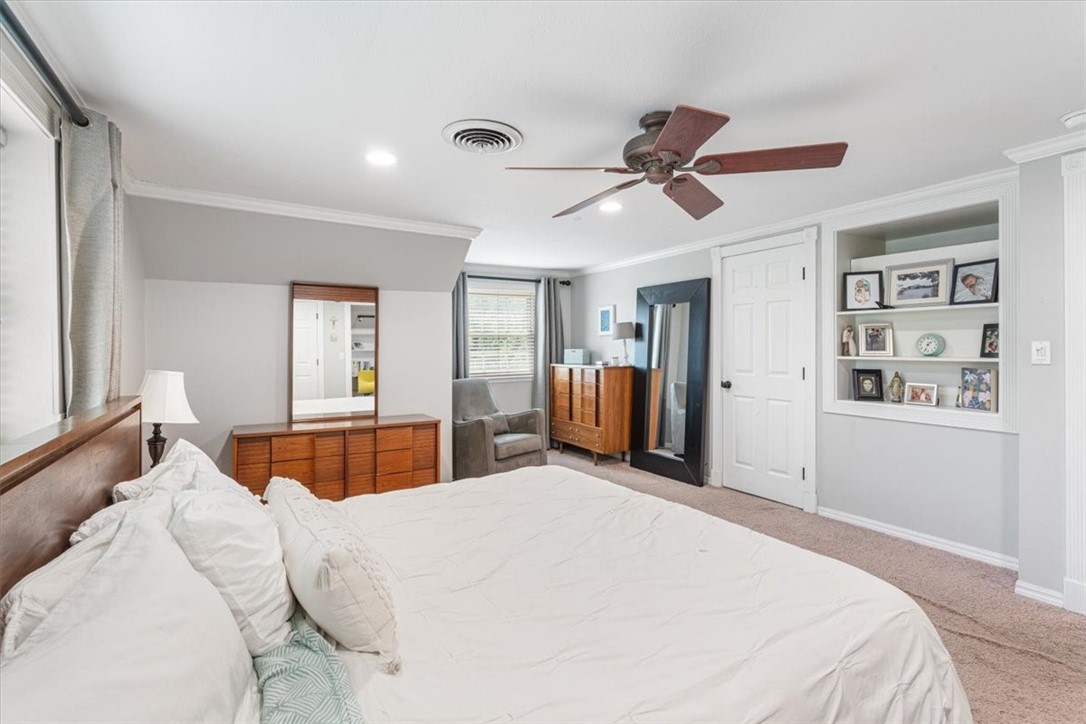 804 E Windy Hill Street