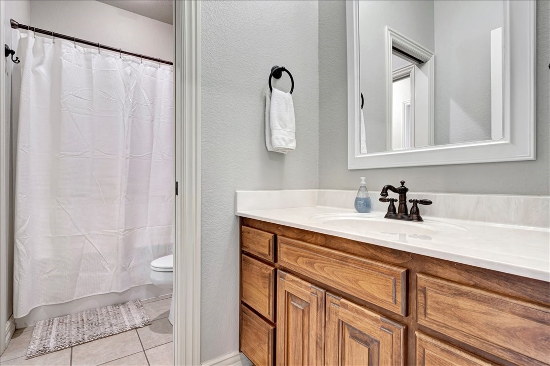 4312 W Coneflower Place