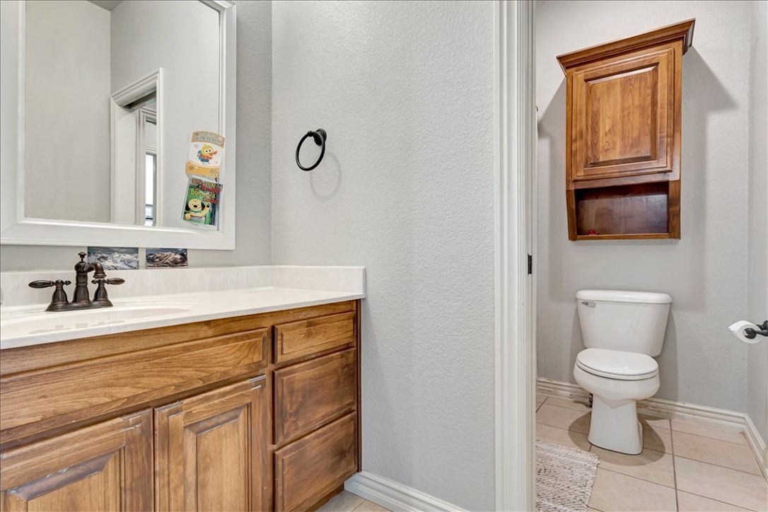 4312 W Coneflower Place