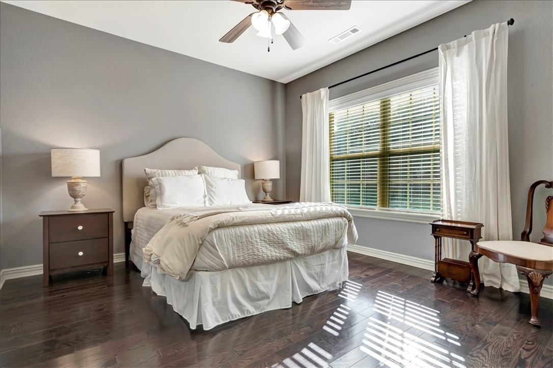 4312 W Coneflower Place