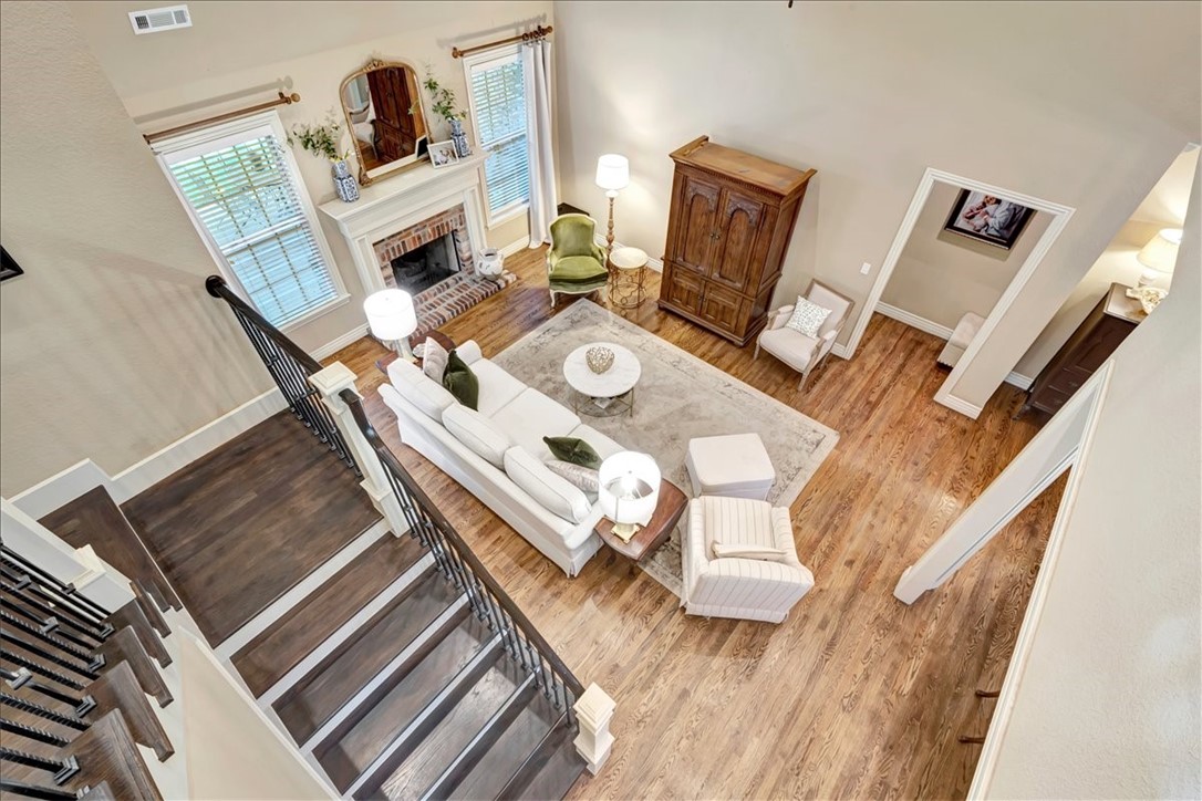 4312 W Coneflower Place