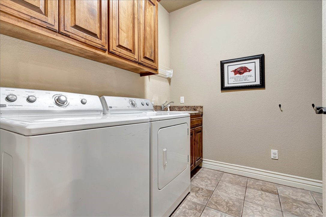 4312 W Coneflower Place