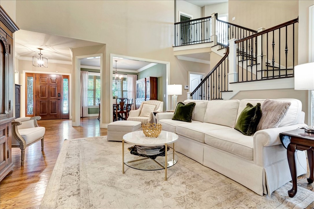 4312 W Coneflower Place