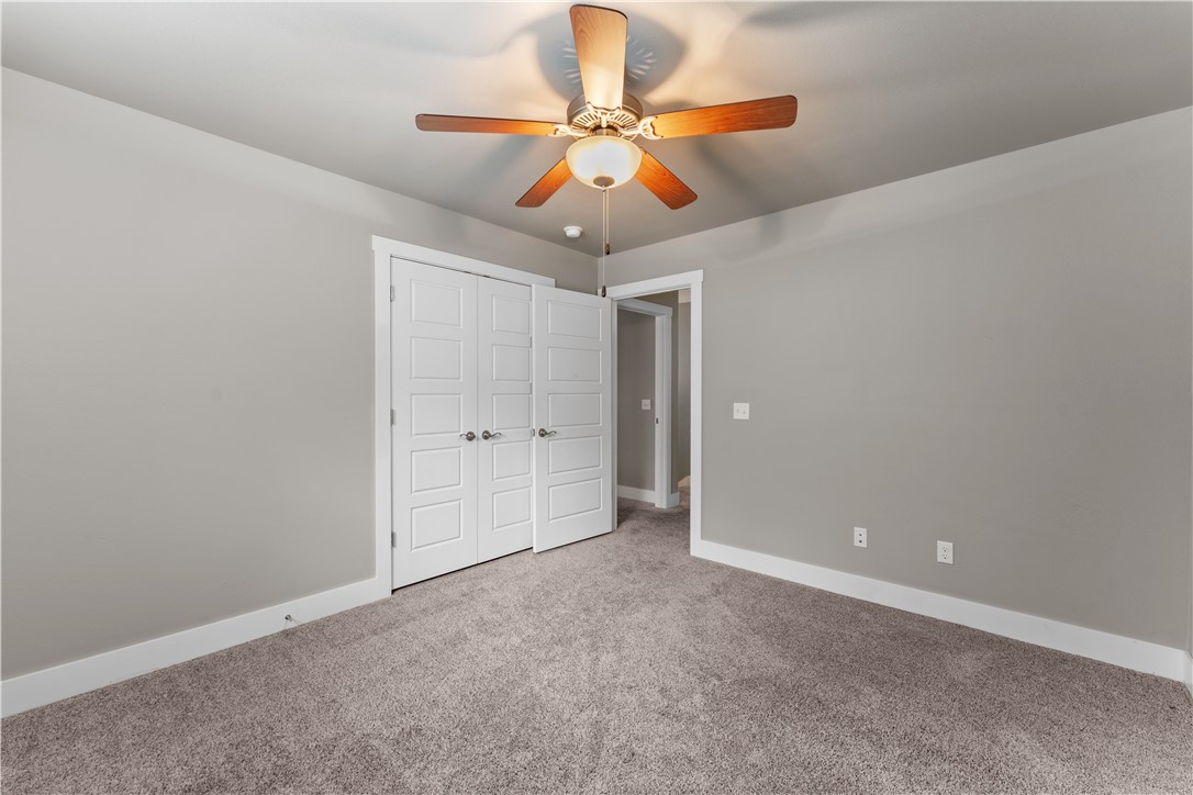 364 W Kinniburgh Drive