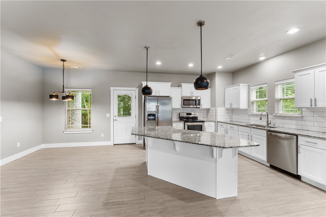 364 W Kinniburgh Drive