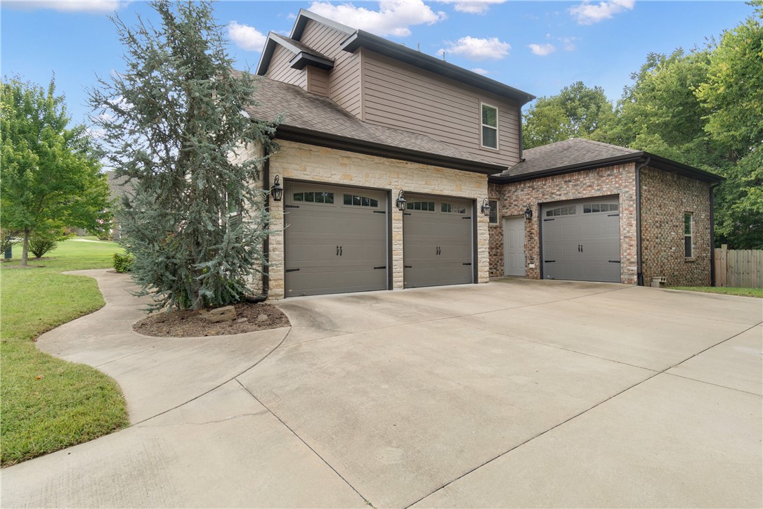 4259 W American Drive