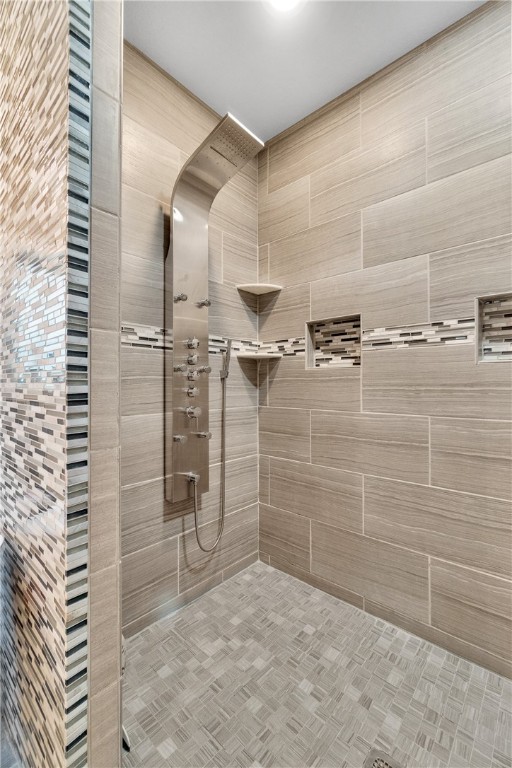 4259 W American Drive