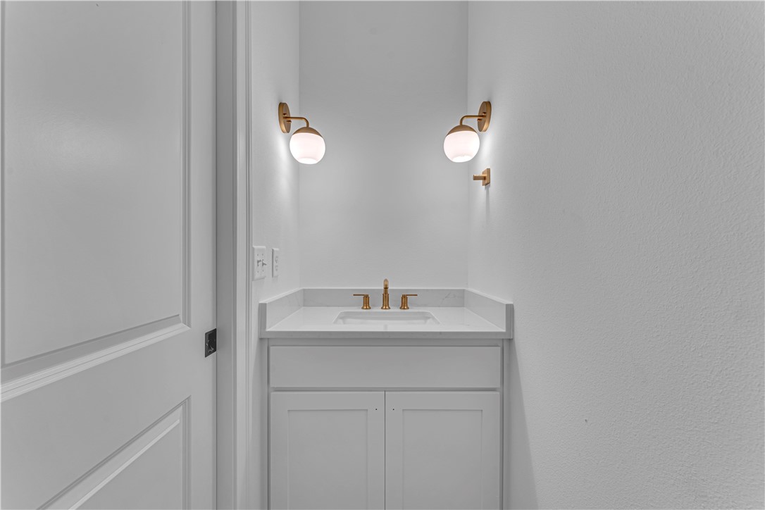 2022 E Little Crew Drive