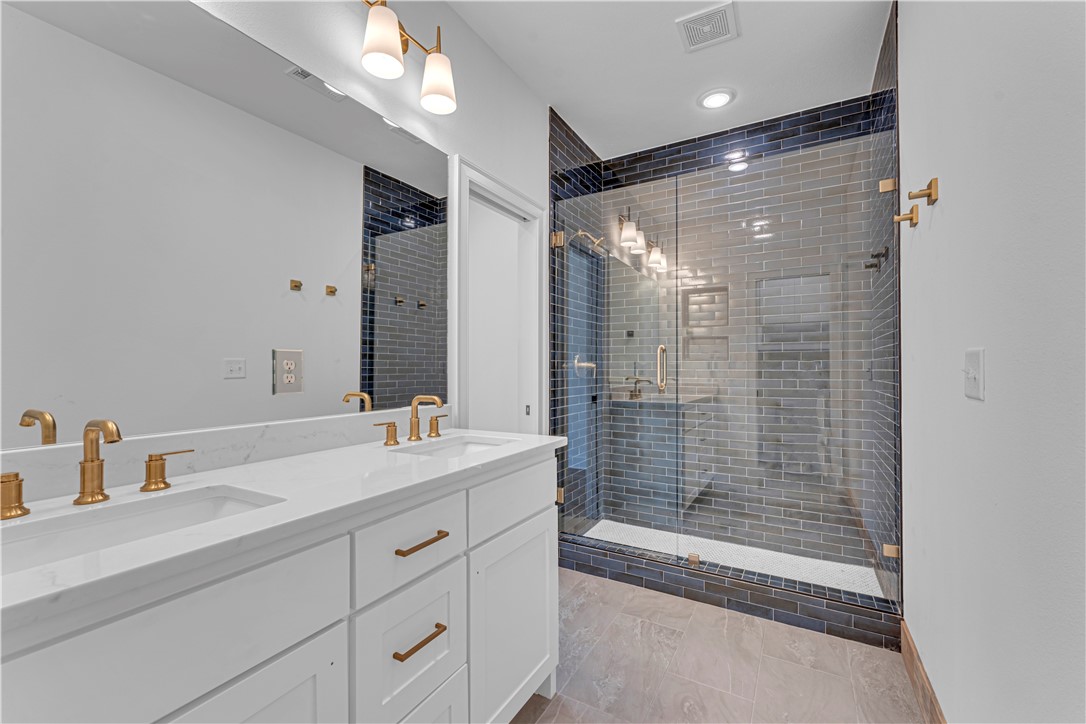 2022 E Little Crew Drive