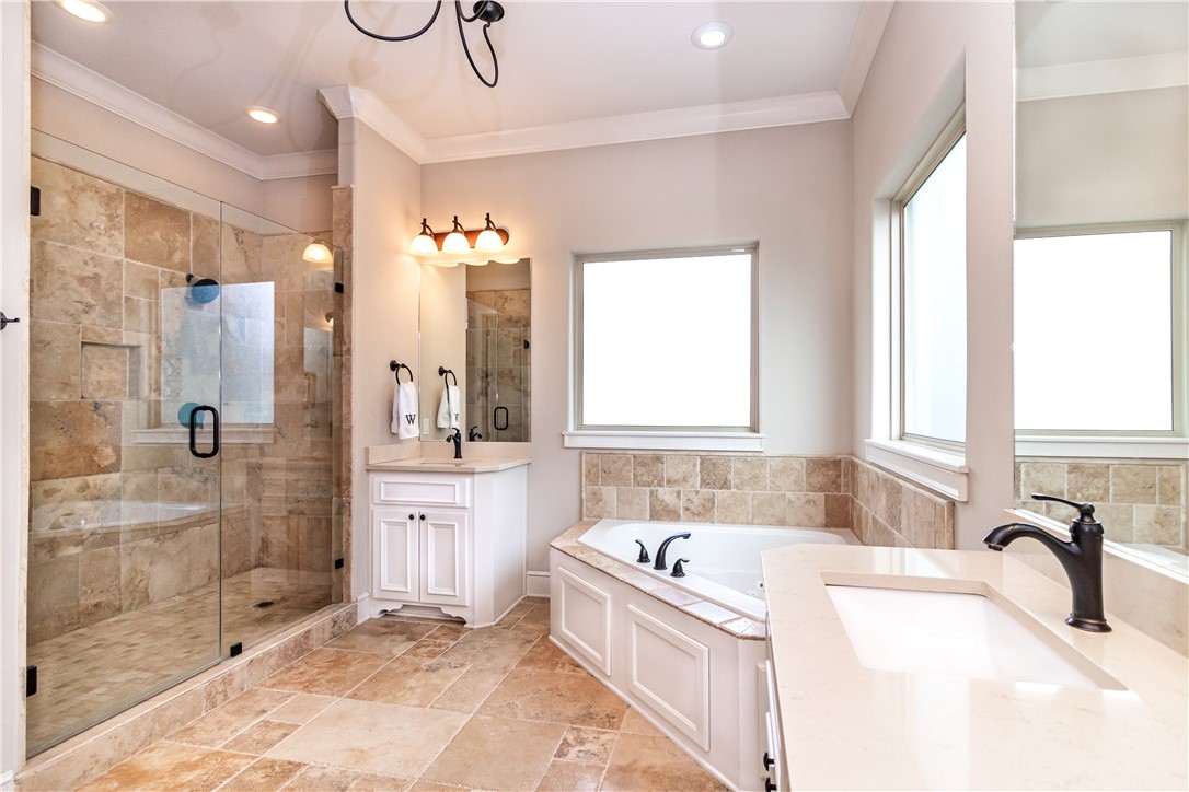 2940 N Chapel View Drive