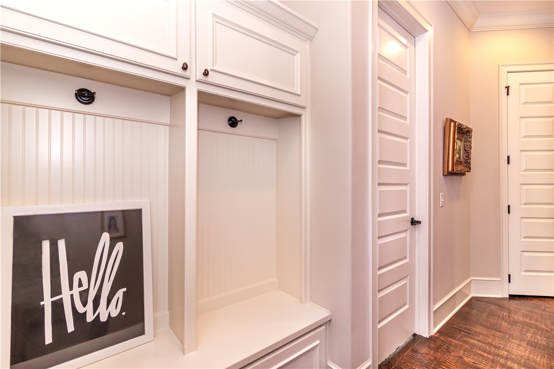 2940 N Chapel View Drive