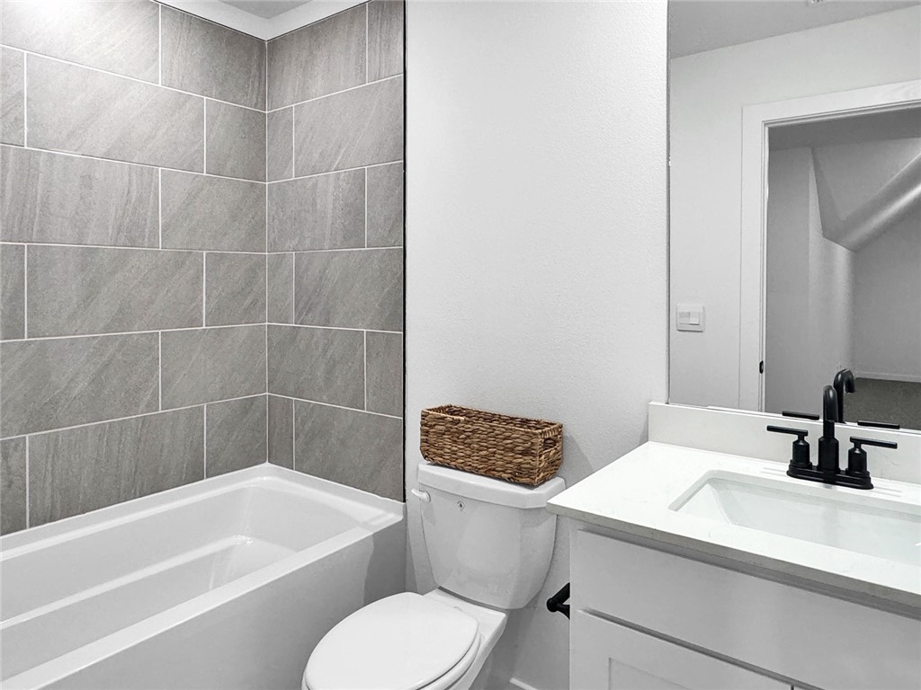 3629 E Greystone Drive