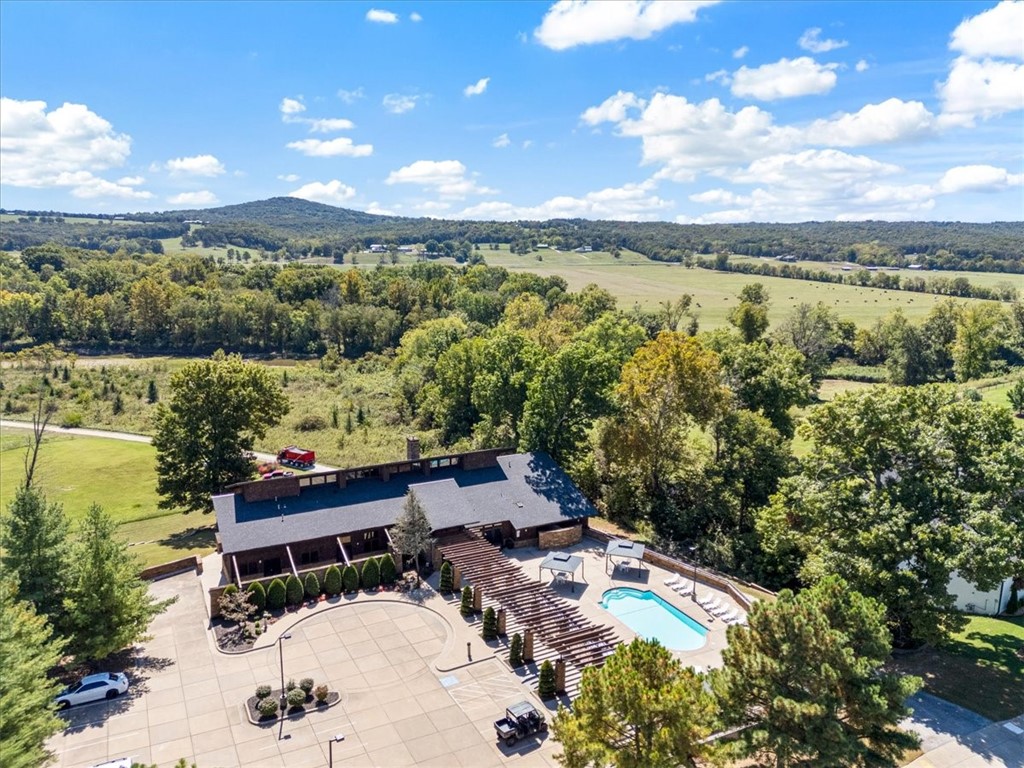 2152 Riverfront Lane