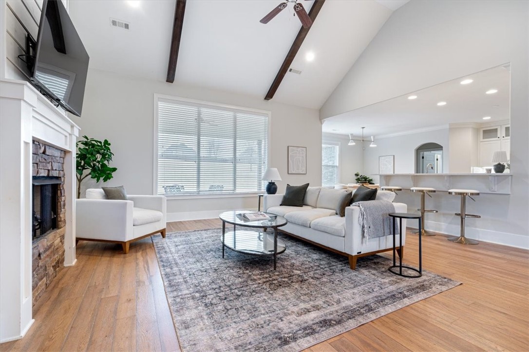 2152 Riverfront Lane