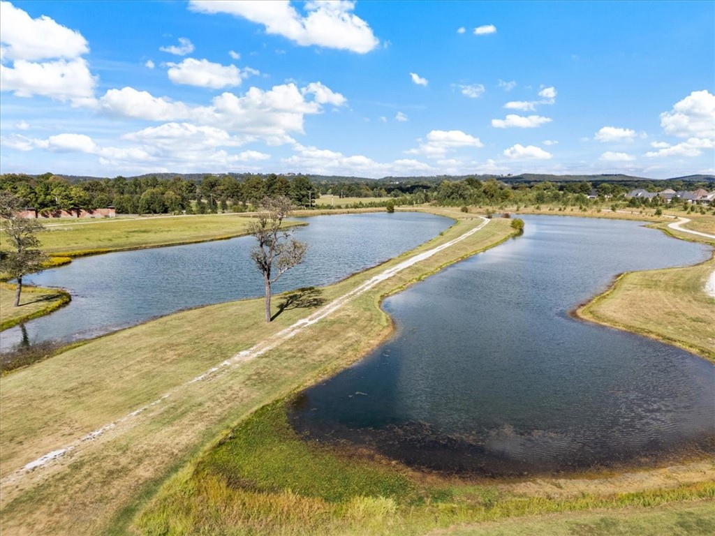 2152 Riverfront Lane