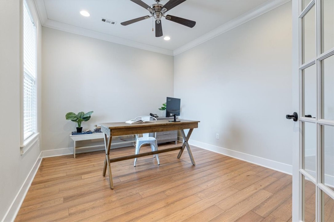 2152 Riverfront Lane