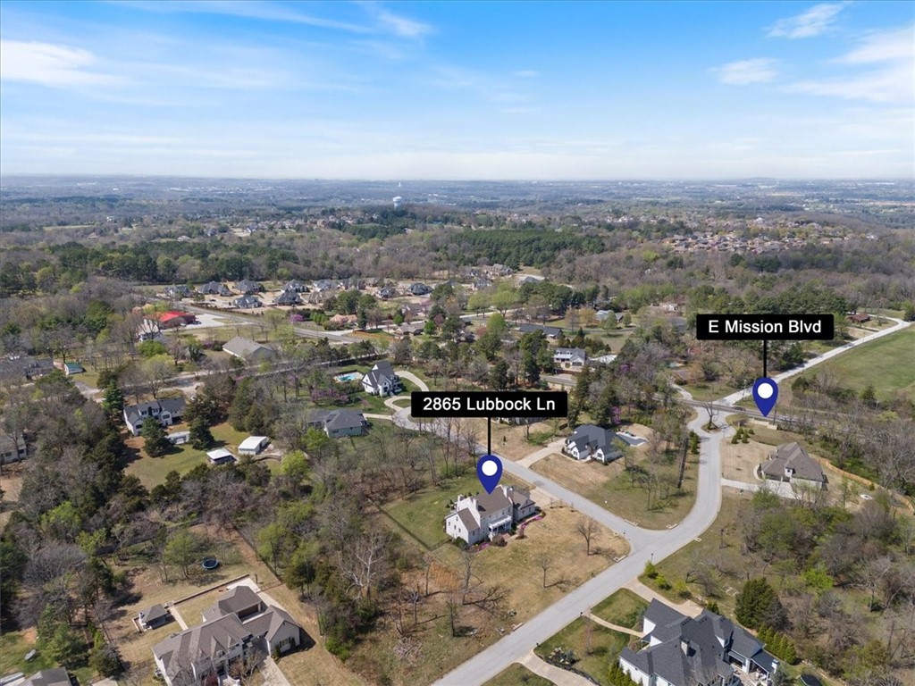 2865 N Lubbock Lane