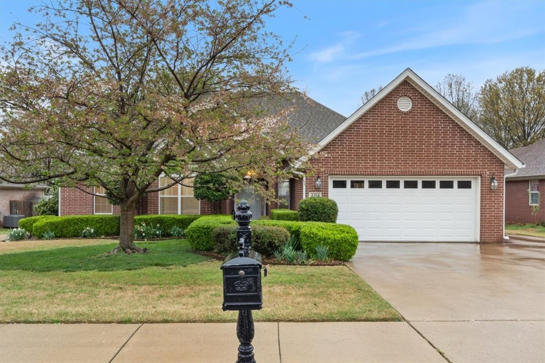 4394 W Castlebury Lane