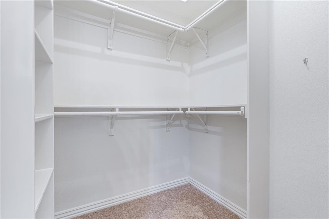 4394 W Castlebury Lane