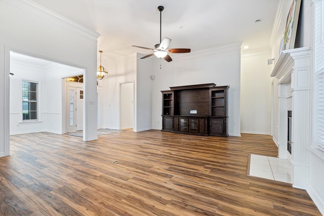 4394 W Castlebury Lane