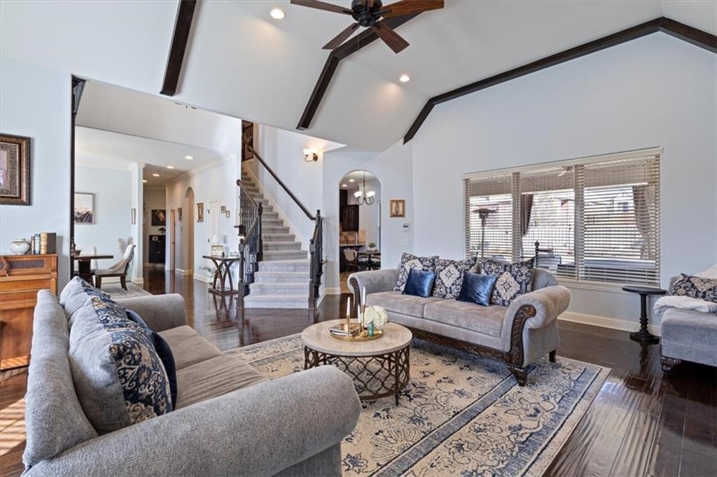 346 N Sandstone Place