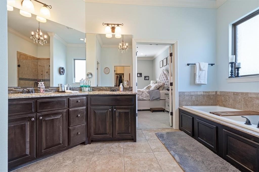 346 N Sandstone Place