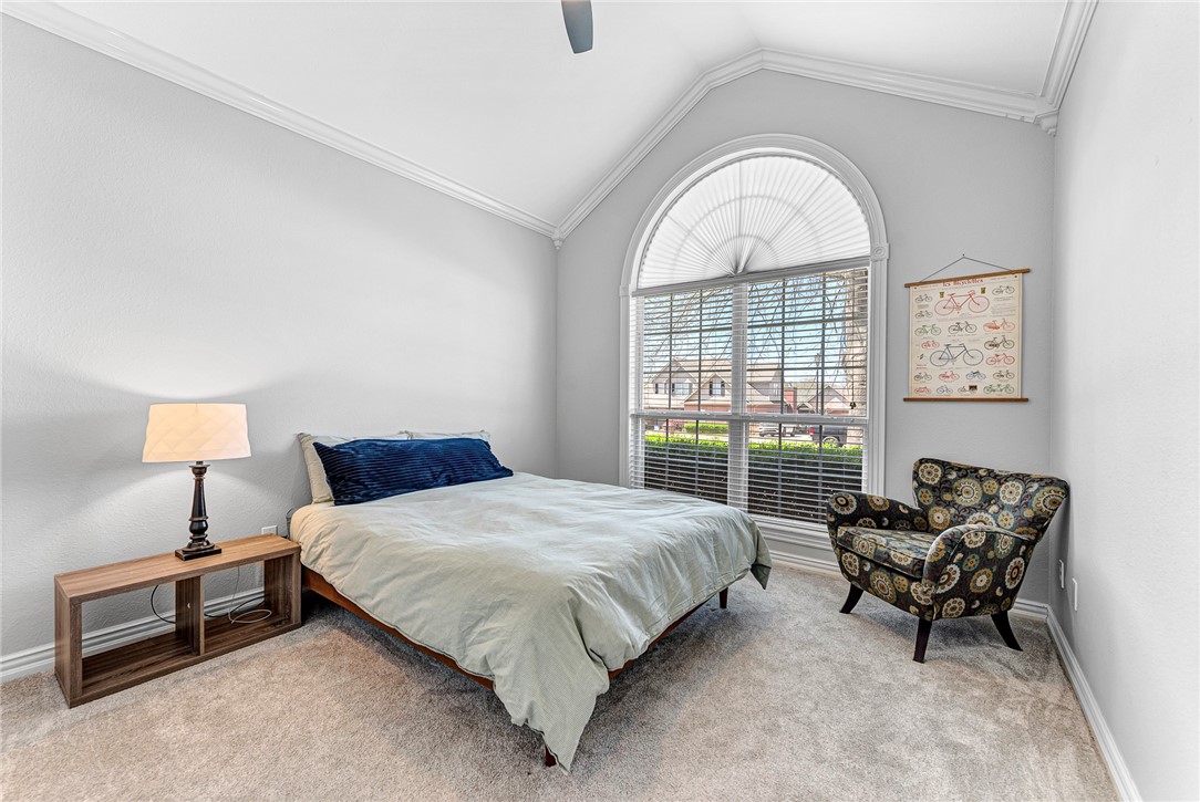 2074 N Hartford Drive