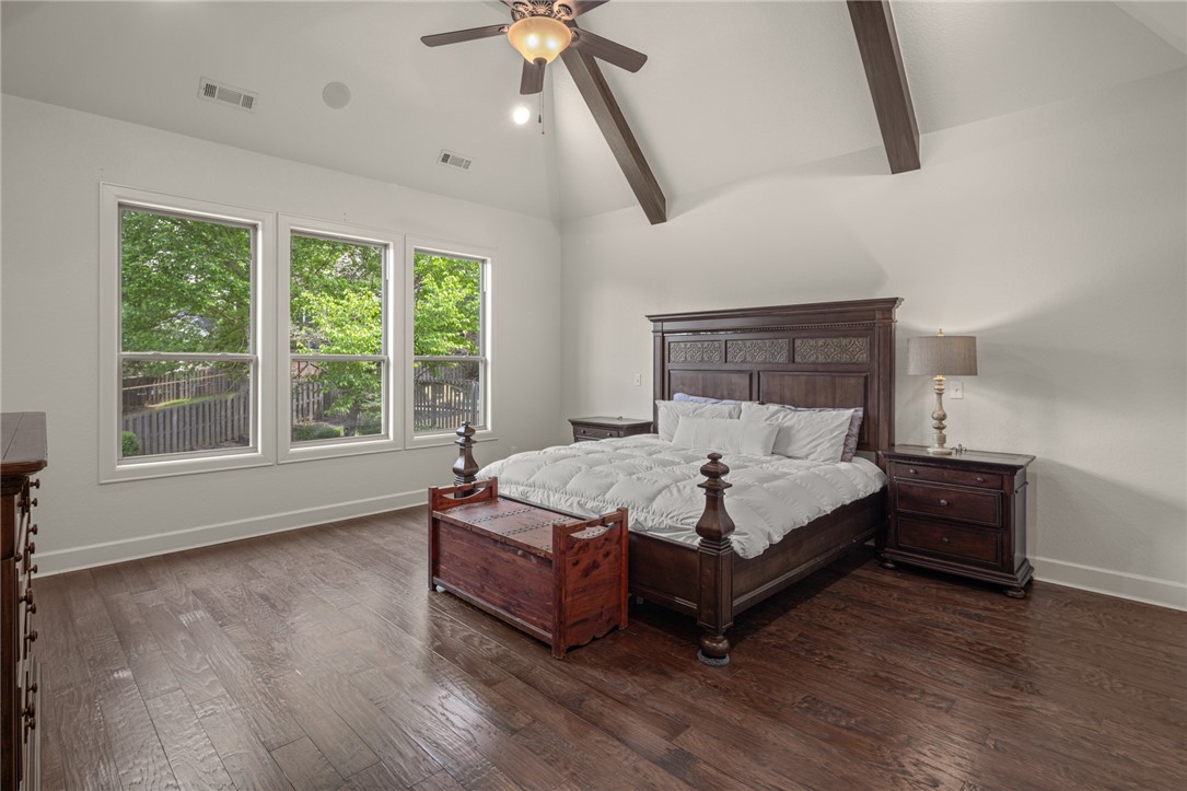 7009 W Inglewood Drive