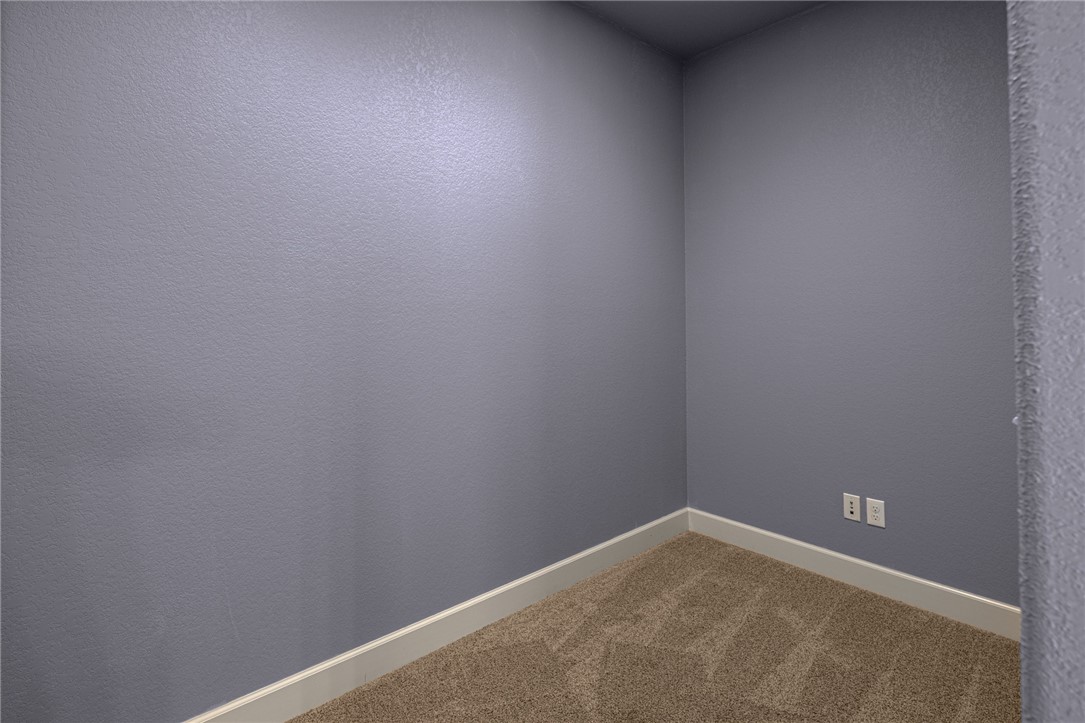 7009 W Inglewood Drive