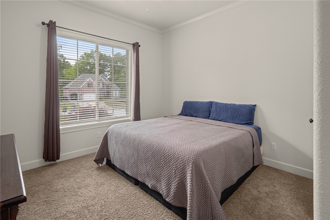 7009 W Inglewood Drive