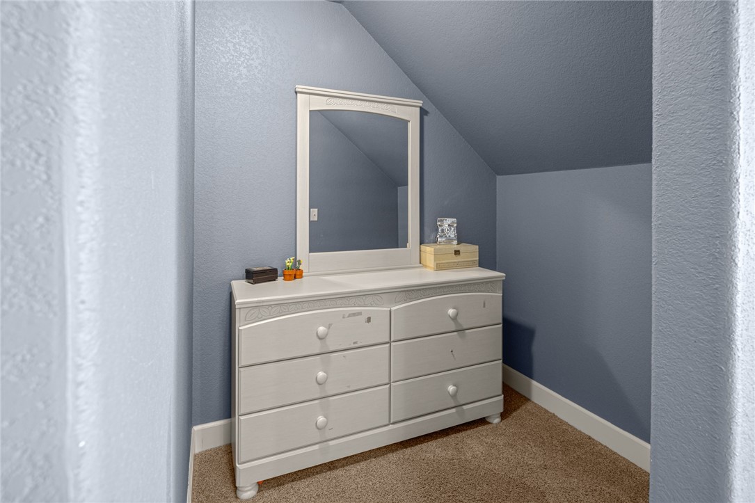 7009 W Inglewood Drive