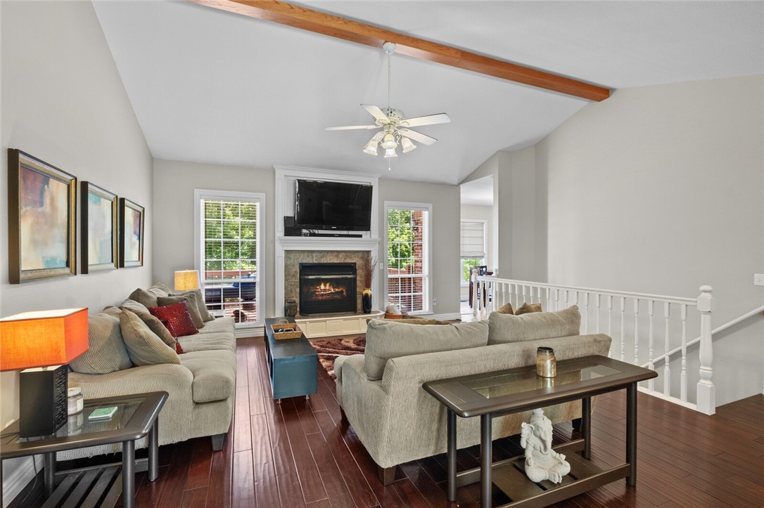 8200 Titleist Circle