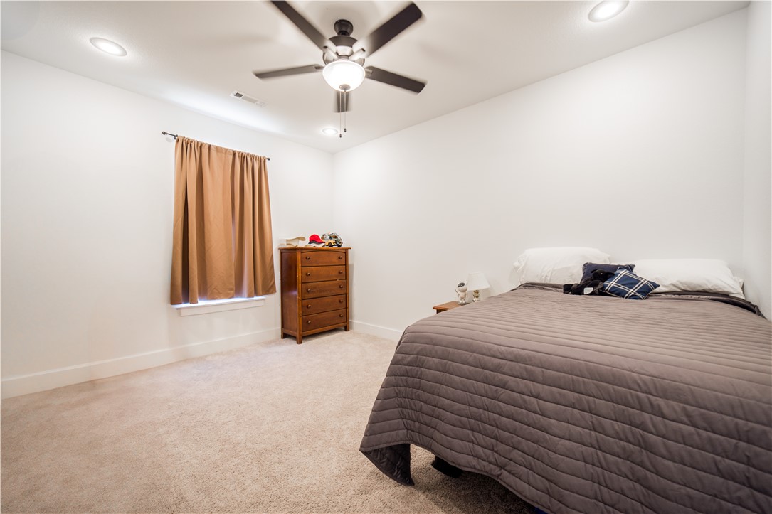 2195 Woodlark Lane