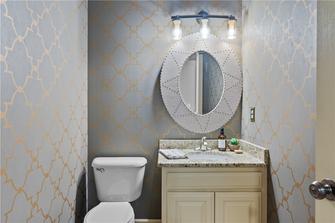 1932 N Hartford Drive