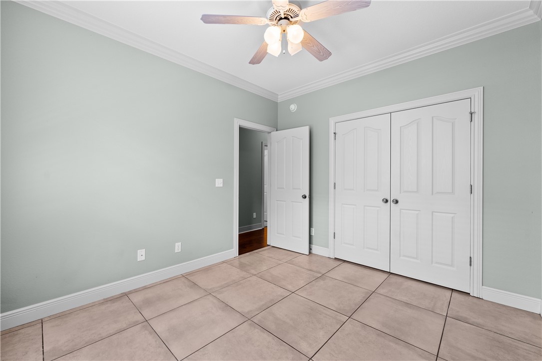 1932 N Hartford Drive