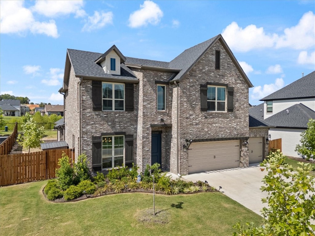 3820 W Violet Street