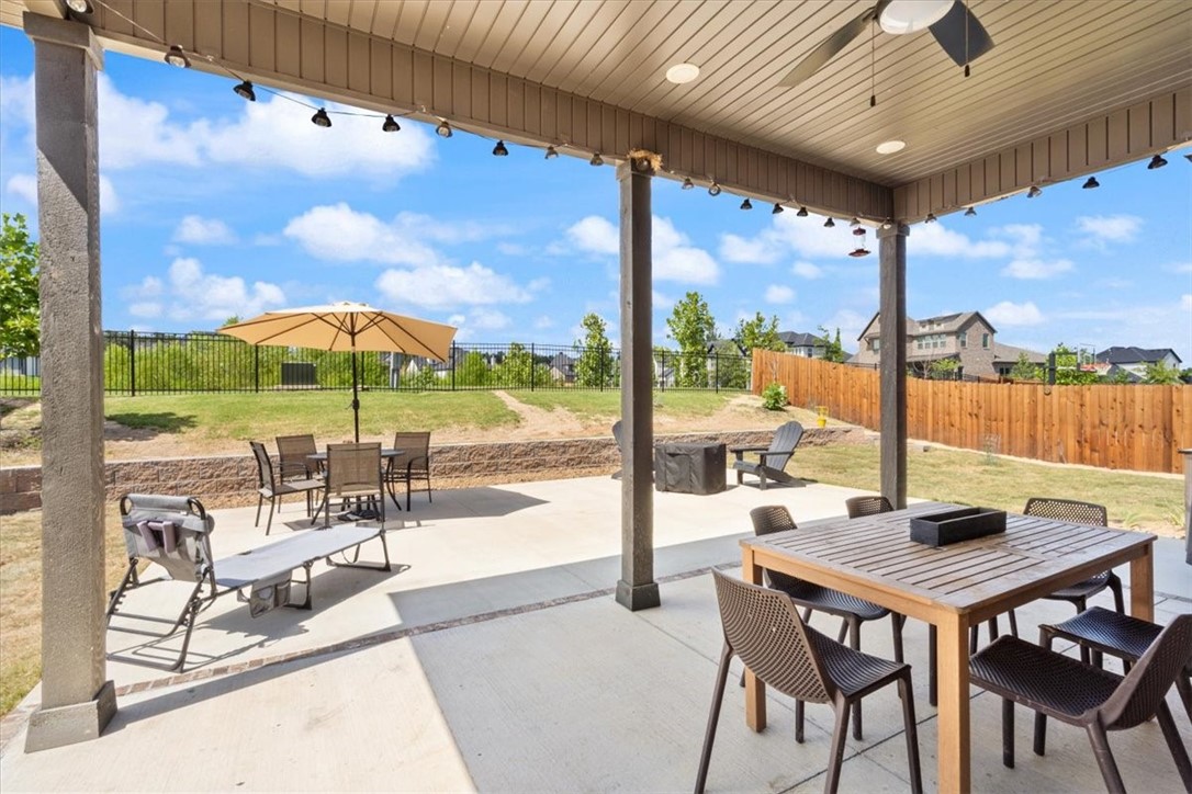 3820 W Violet Street