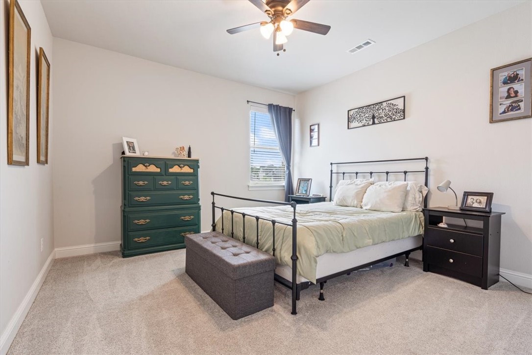 3820 W Violet Street