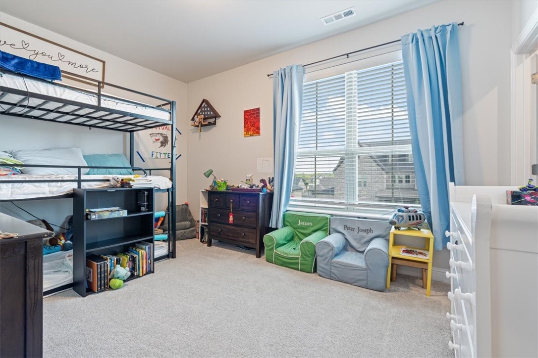 3820 W Violet Street