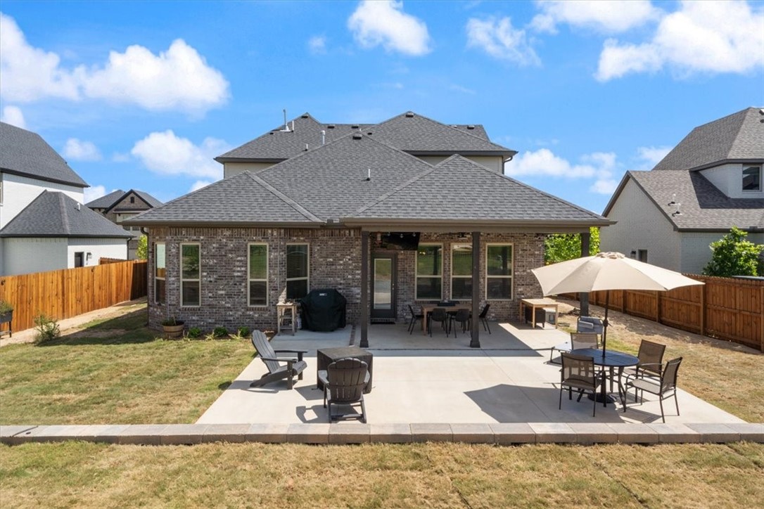 3820 W Violet Street