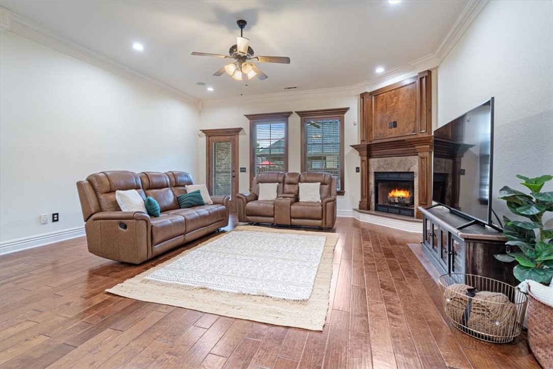 2439 Pierre Crossing