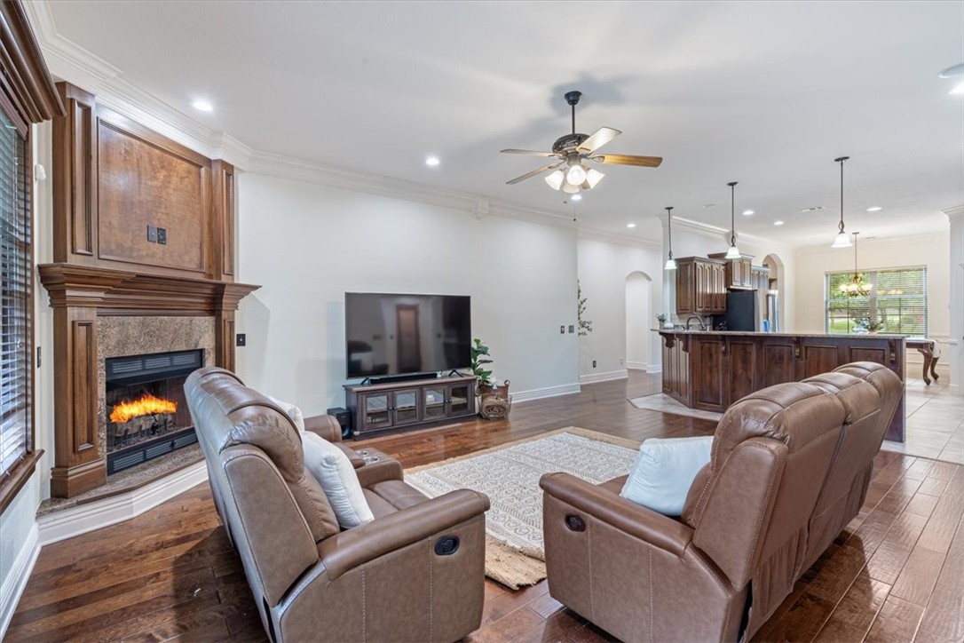 2439 Pierre Crossing