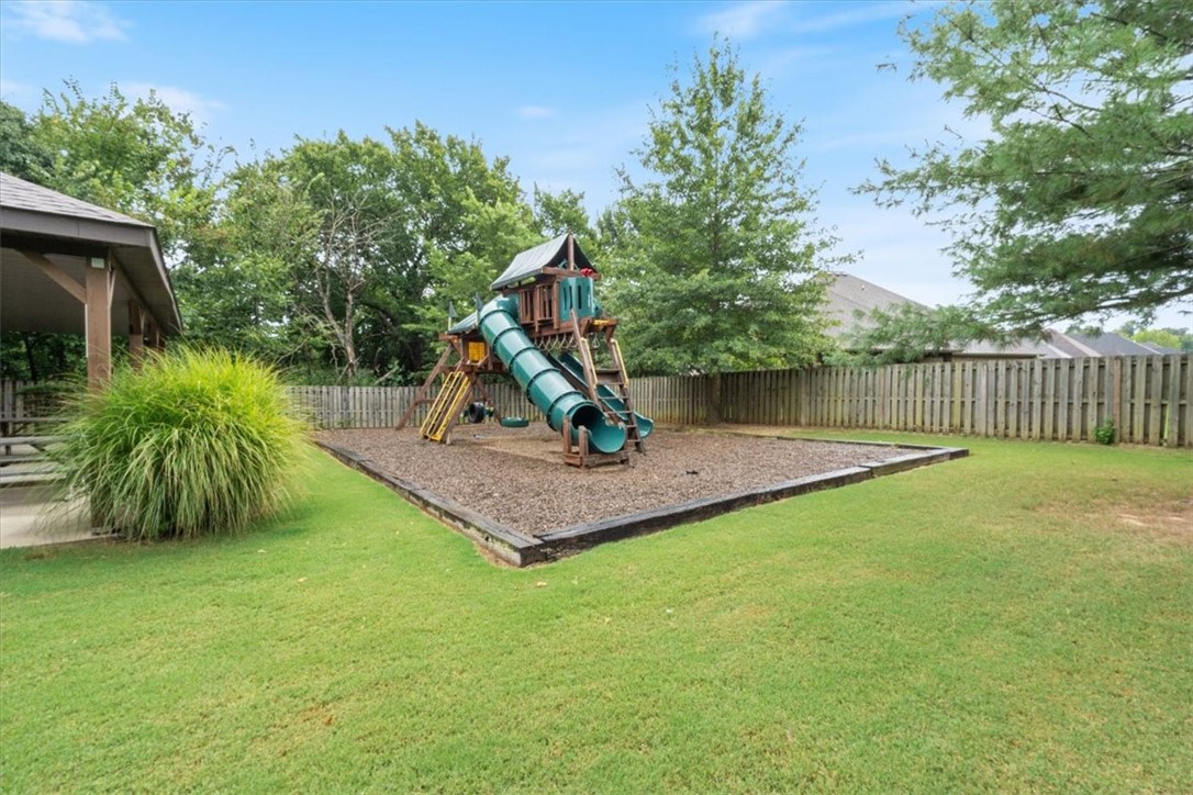 2439 Pierre Crossing