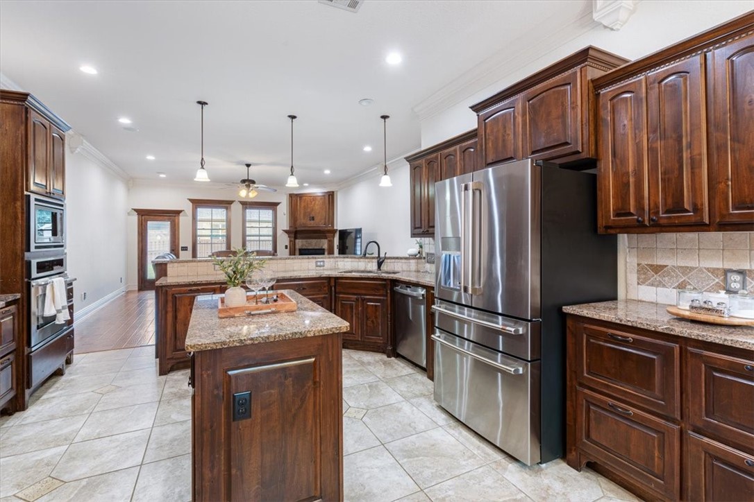 2439 Pierre Crossing